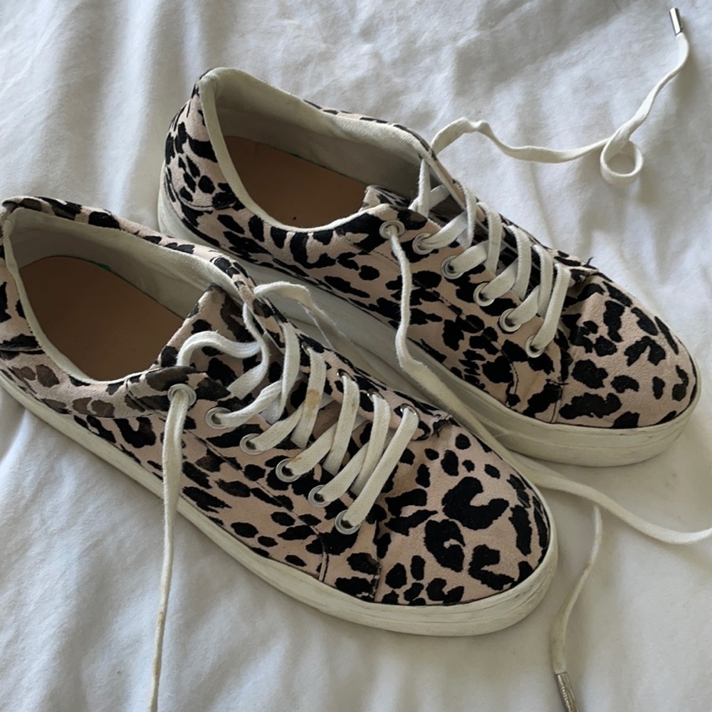 Love these dot sneakers from top shop